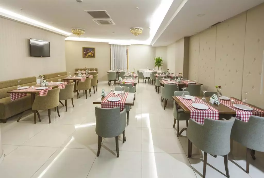 Hotel Golden Way Giyimkent_shabavizparvaz_18.jpg